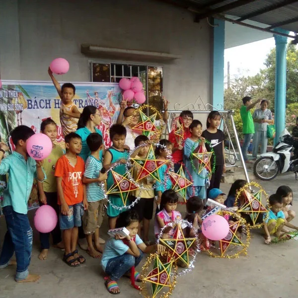LỒNG ĐÈN TRUNG THU GIÁ RẺ TẠI HÀ NỘI